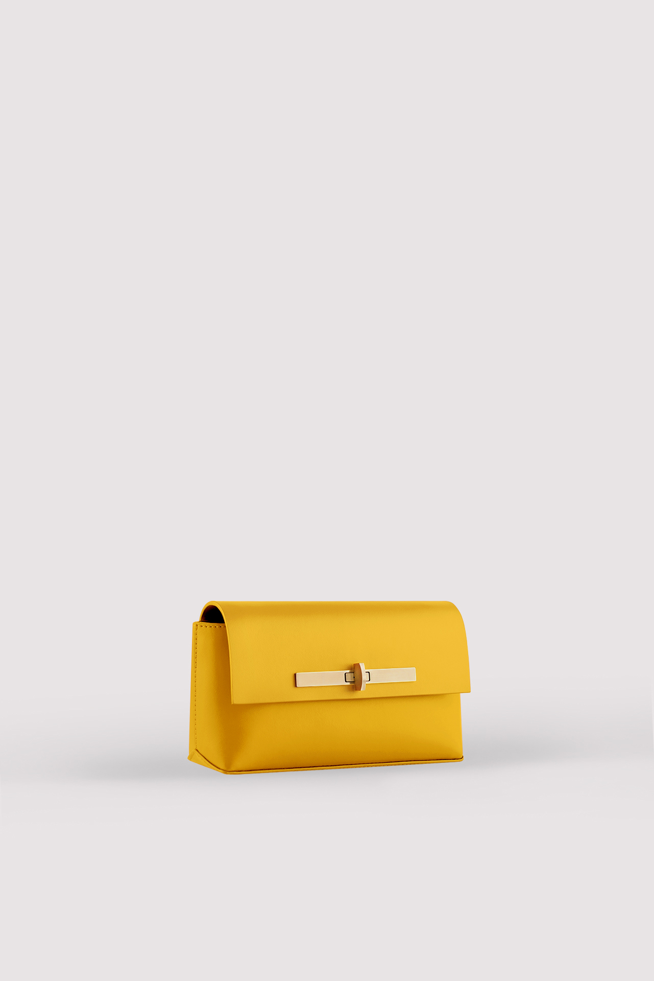 LURA_MINI YVE_BEE_angle_72dpi_background