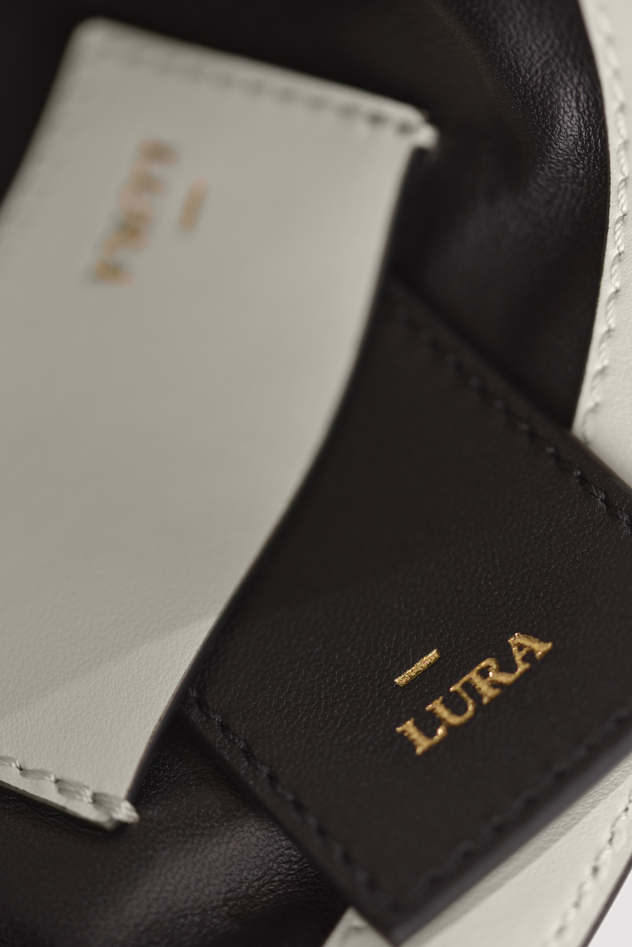 LURA_MINI YVE_PARCHMENT_DETAILS_001